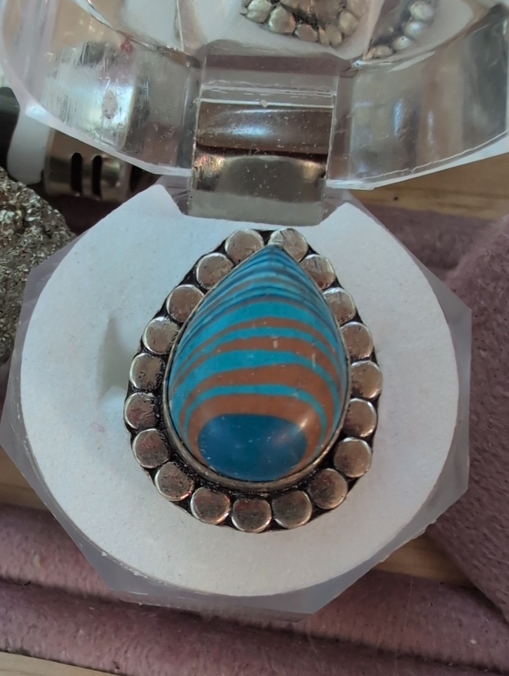 Fordite ring 7.5 (trendy vintage "dried paint" polished ring)